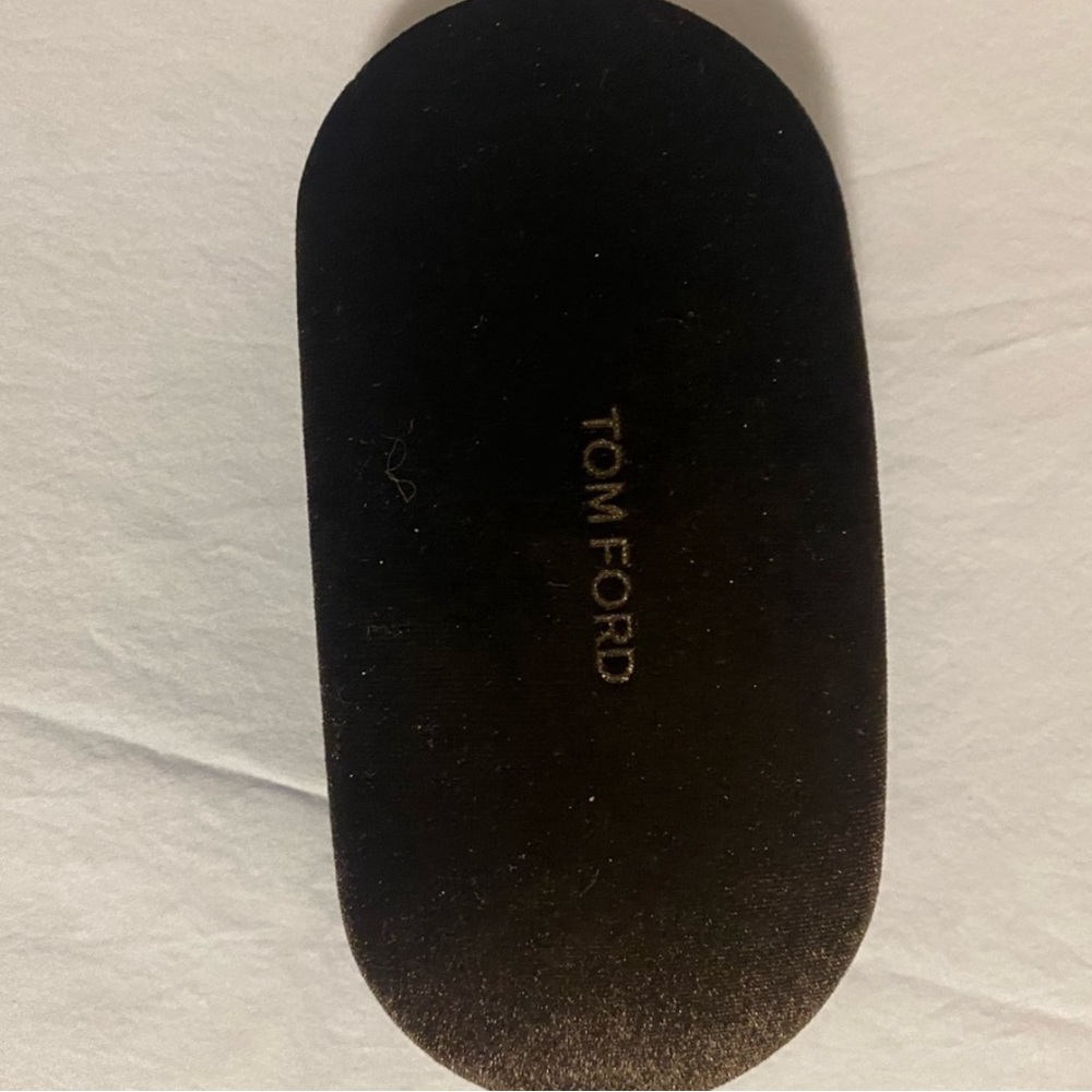 Tom Ford eyeglass case. Brown. Velvet.